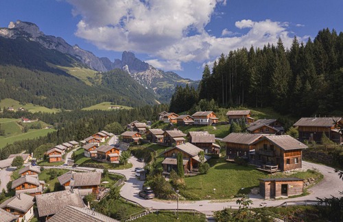 Annaberg-Lungoetz Ski Chalet | Chalet # 66 with 4 BR for 9 to 10 people