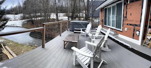 Killington House | Chalet 91 at Killington - 4BR Luxury Lodge with Hot Tub, Sauna, Pool Table