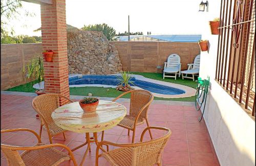 Conil de la Frontera Ski Chalet | Chalet acogedor con piscina