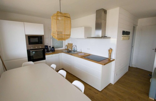 Gruissan Plage Ski Chalet | ☆Chalet Alaric &jacuzzi N°46 ilot 1ère ligne☆sur plage des chalets☆ vue mer 24H24☆