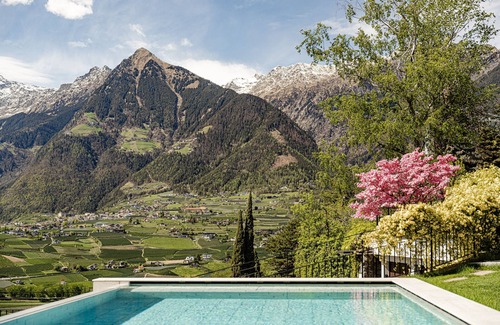 Schenna Apartment | Chalet "Apt. Penthouse - Schenna Chalet" with Pool, Whirlpool and Spa Access