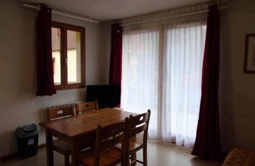 Valfrejus Apartment | Chalet Arrondaz - 2 Pièces pour 4 Personnes MAE-8614