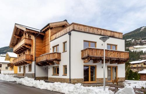 Schonbach Ski Chalet | Chalet in Neukirchen near Ski Slopes