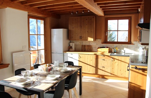 Villard-Reculas Ski Chalet | Chalet at the foot of the slopes sauna hammam jacuzzi panorama Gd Domaine ski Alpe d'Huez