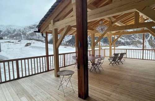 Tignes Ski Chalet | Chalet au Sud, Face aux Glaciers