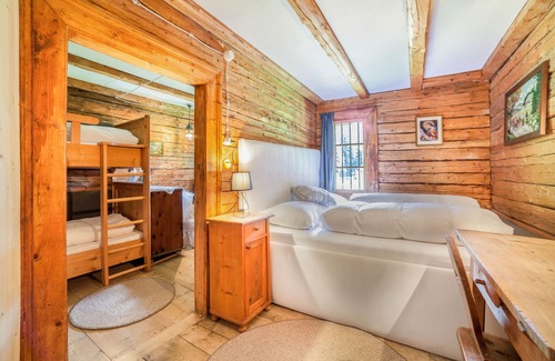 Schenna Ski Chalet | Chalet 'Bergchalet Schennaberg' with Mountain View, Garden & Wi-Fi