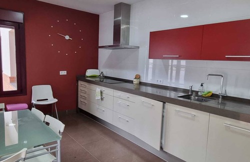 Poblado Sancti Petri Ski Chalet | Chalet Bogotá in Chiclana