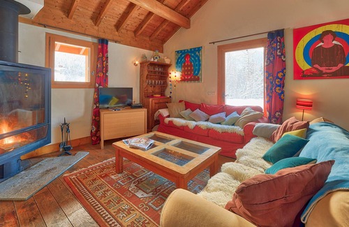 Vallorcine Ski Chalet | Chalet Buet. Chamonix Holidays. comfortable pretty 3 bedrooms Vallorcine