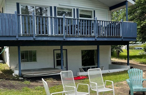 St-Adolphe-d'Howard Cabin | Chalet privée - Lac Huguette avec Spa