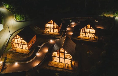 Sao Roque do Pico Ski Chalet | Chalet 'Cabanas Do Pico 2a' with Sea View, Wi-Fi and Air Conditioning