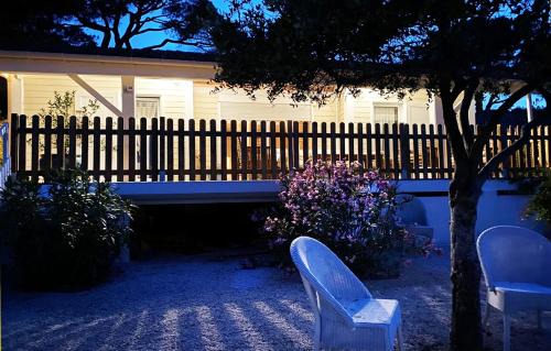 Gassin House | Chalet Californien rénové, superbe piscine dans la résidence, central, ST Tropez 7km!