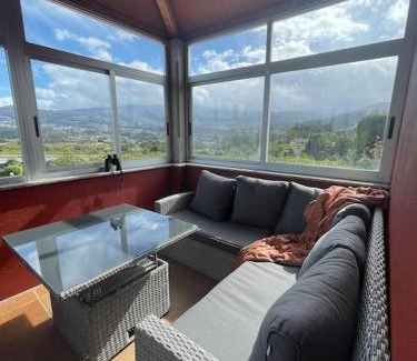Arbo House | Chalet casa con piscina en ARBO Vigo