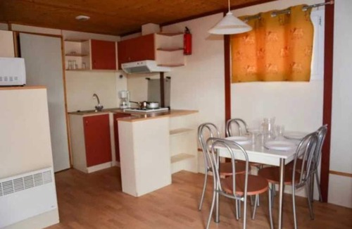 Lattes Ski Chalet | Chalet - ccaiifd - Three Bedroom Chalet, Sleeps 7