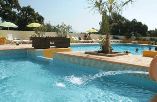 La Seyne-sur-Mer Ski Chalet | Chalet - ccb0fib - Two Bedroom Chalet, Sleeps 5
