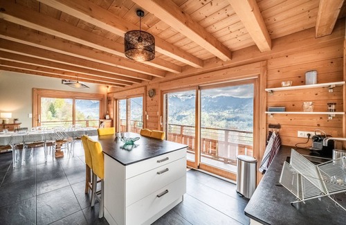 Verchaix Ski Chalet | Chalet 'Célestine 7 Bedrooms - Sauna' with Mountain View, Private Terrace and Wi-Fi