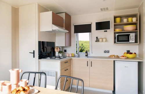Porto-Vecchio Ski Chalet | Chalet-Classic-Ensuite with Shower-Mobil Home 2 chambre