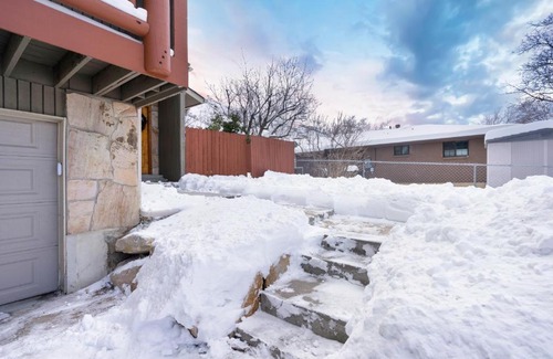 Cottonwood Heights Ski Chalet | Chalet close to resorts