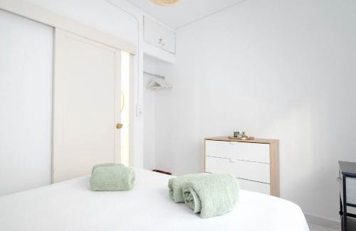 Grao de Gandia Apartment | Chalet con Vistas al Mar Piscina y Azotea de Ensueño