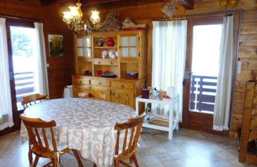 Arette Ski Chalet | Chalet cosy à Arette avec cheminée, terrasse, et tout confort pour 6 personnes - FR-1-602-80