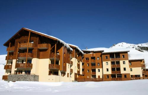 Orcieres-Merlette Apartment | Chalet D'orcieres - 2 Pièces duplex 7/8 personnes MAE-2772
