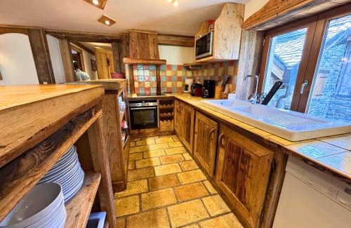 Reberty Ski Chalet | Chalet de charme 14 pers. au pied des pistes avec parking, sauna et wifi - FR-1-452-108