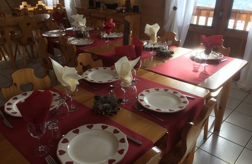 Feissons-sur-Salins Cottage | CHALET DE LA YODINE - GITE 27 PEOPLE IN SAVOIE - TARENTAISE VANOISE Bedroom 6