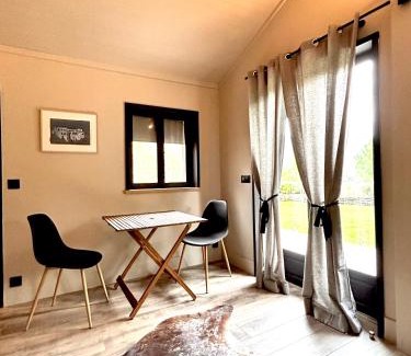 Vesc Bed & Breakfast | Chalet de Mielandre