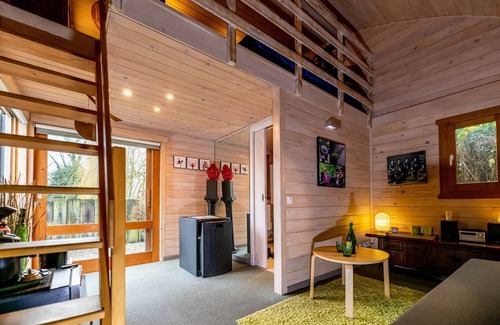 Gussignies Ski Chalet | Chalet DOLCE VITA (2 people) ACCESS TO THE WELNESS AREA with swimming pool, jacuzzi, sauna and steam room available for an additional 2 hours, subject to availability. TO RESERVE ON SITE lagrangeaucorps.com.