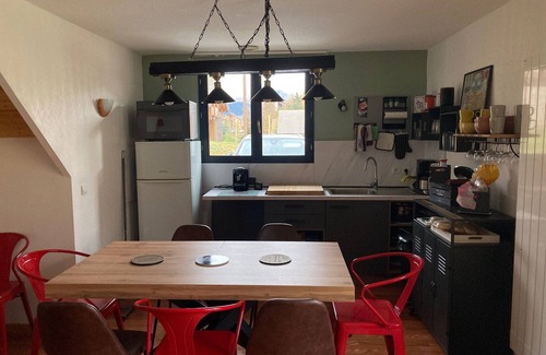 Saint-Etienne-en-Devoluy Ski Chalet | Chalet Duplex 4 Pièces pour 8 Personnes avec Terrasse, Proche des Pistes et Piscine Chauffée