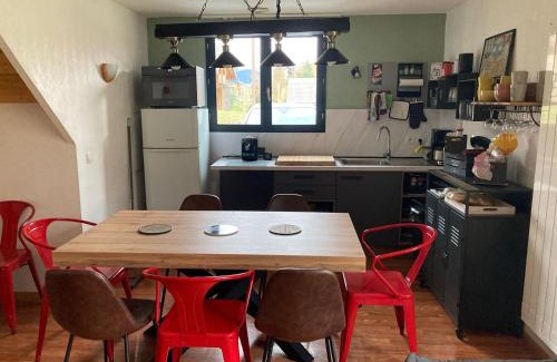 Saint-Etienne-en-Devoluy Ski Chalet | Chalet Duplex 4P pour 8 pers, Rénové, Piscine, 300m des Pistes, Terrasse, Parking - FR-1-504-433