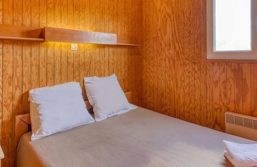 Saint-Jacques-d'Ambur Ski Chalet | Chalet En Pleine Nature! Vue Lac + Kitchenette