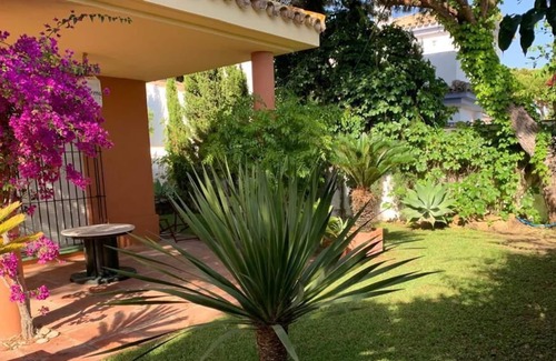 Poblado de Sancti Petri Ski Chalet | Chalet Lapas in Costa Sancti Petri