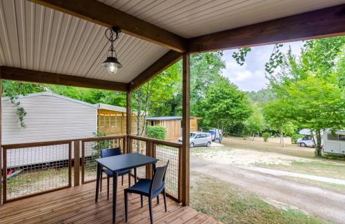 Saint-Martial-de-Nabirat Ski Chalet | Chalet Franklin 2 personnes