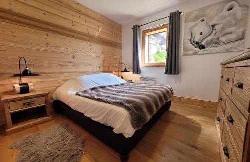 Les Gets Ski Chalet | Chalet familial confortable, proche navette, garage, WiFi - FR-1-598-24