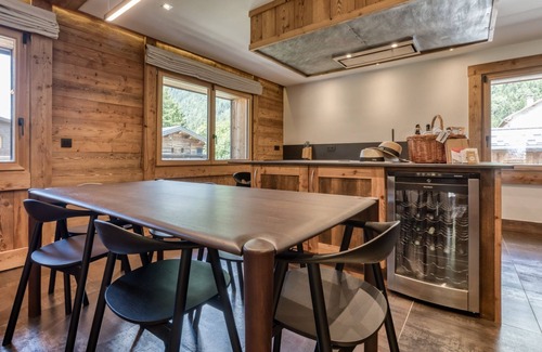 Chamonix-Mont-Blanc Ski Chalet | Chalet Follette, cosy newly renovated two bedroom chalet close to Grands Montets