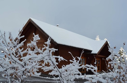 Le Devoluy Ski Chalet | Chalet for 6 with pool & parking, La Joue du Loup
