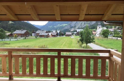 La Chapelle-d'Abondance House | Chalet in the heart of the village