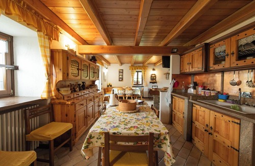 Lanslebourg-Mont-Cenis Ski Chalet | Chalet Napoleon House- Moncenisio