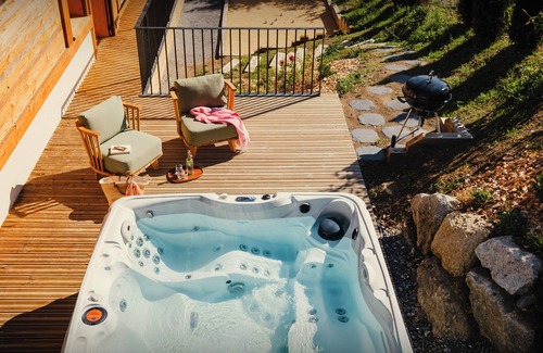 Combloux Ski Chalet | Chalet Galata -Luxury holidays for 12 with sauna and hot tub - OVO Network