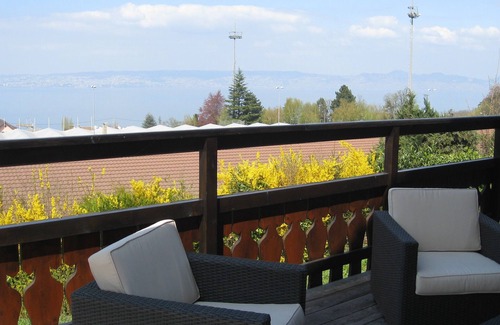 Evian-les-Bains Ski Chalet | Chalet Grand Terrace View lake in Evian