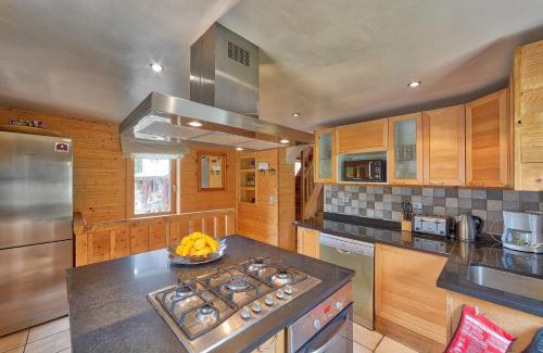 Chamonix City Centre Ski Chalet | Chalet Heidi