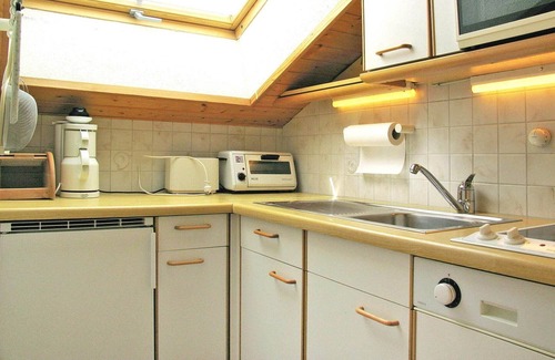 Dienten am Hochkoenig Apartment | Chalet in Dienten with Ski-In Access & Sauna