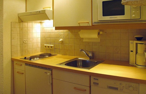 Dienten am Hochkoenig Apartment | Chalet in Dienten with Ski-In Access & Sauna