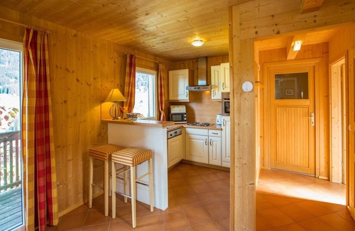 Annaberg im Lammertal Ski Chalet | Chalet in Dachstein West with shared pool