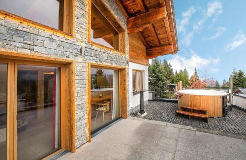 Konigsleiten Ski Chalet | Chalet in Königsleiten with Mountain Views & Spa