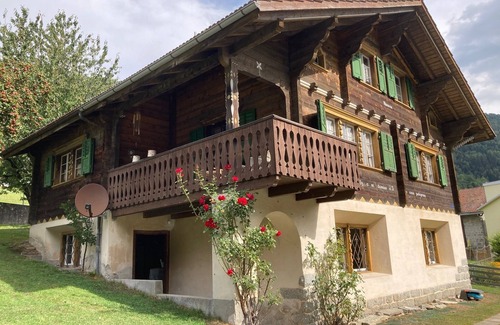 Tavanasa House | Chalet in Switzerland, 10 minutes from the slopes