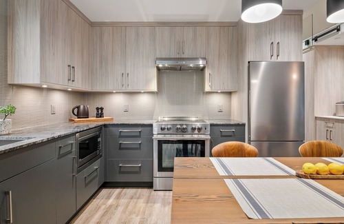 Sea to Sky Highway Ski Chalet | Chalet in Whistler - Scandinavian Ski Retreat
