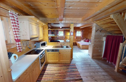 Schonbach Ski Chalet | Chalet in Wildkogel near Ski Slopes