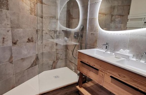 Le Praz Bed & Breakfast | Chalet Jardin d'Angèle Chambres d'hôtes