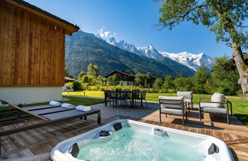 Les Praz-de-Chamonix Ski Chalet | Chalet Josephine, Chamonix Les Bois